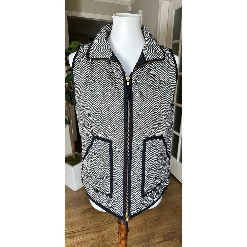 Women's J. Crew Quilted Down Herringbone Puffer Vest, Black & White, Small - Picture 3 of 11